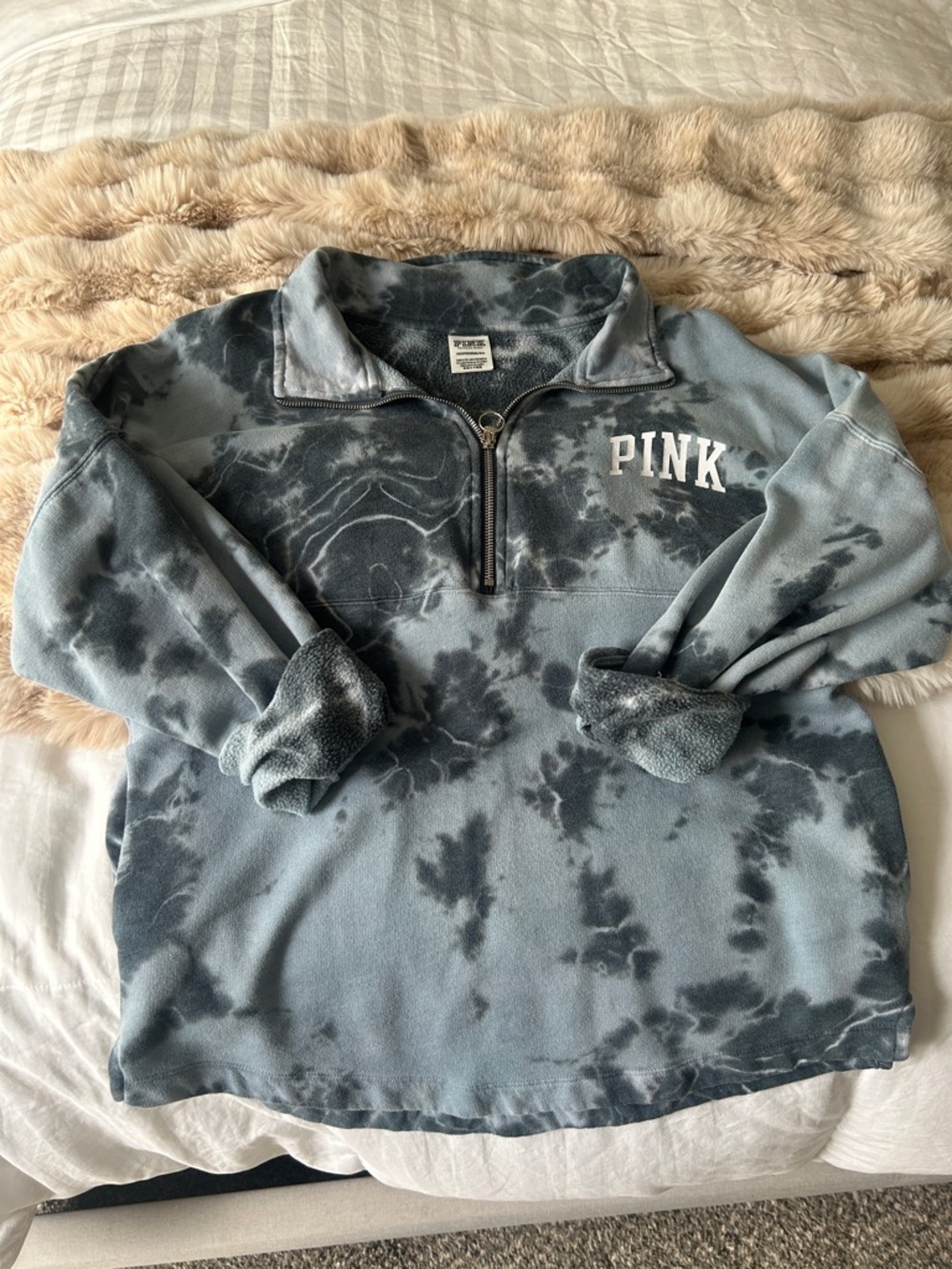 PINK Victoria's Secret Blue Tie-Dye Half-Zip pullover Sweatshirt